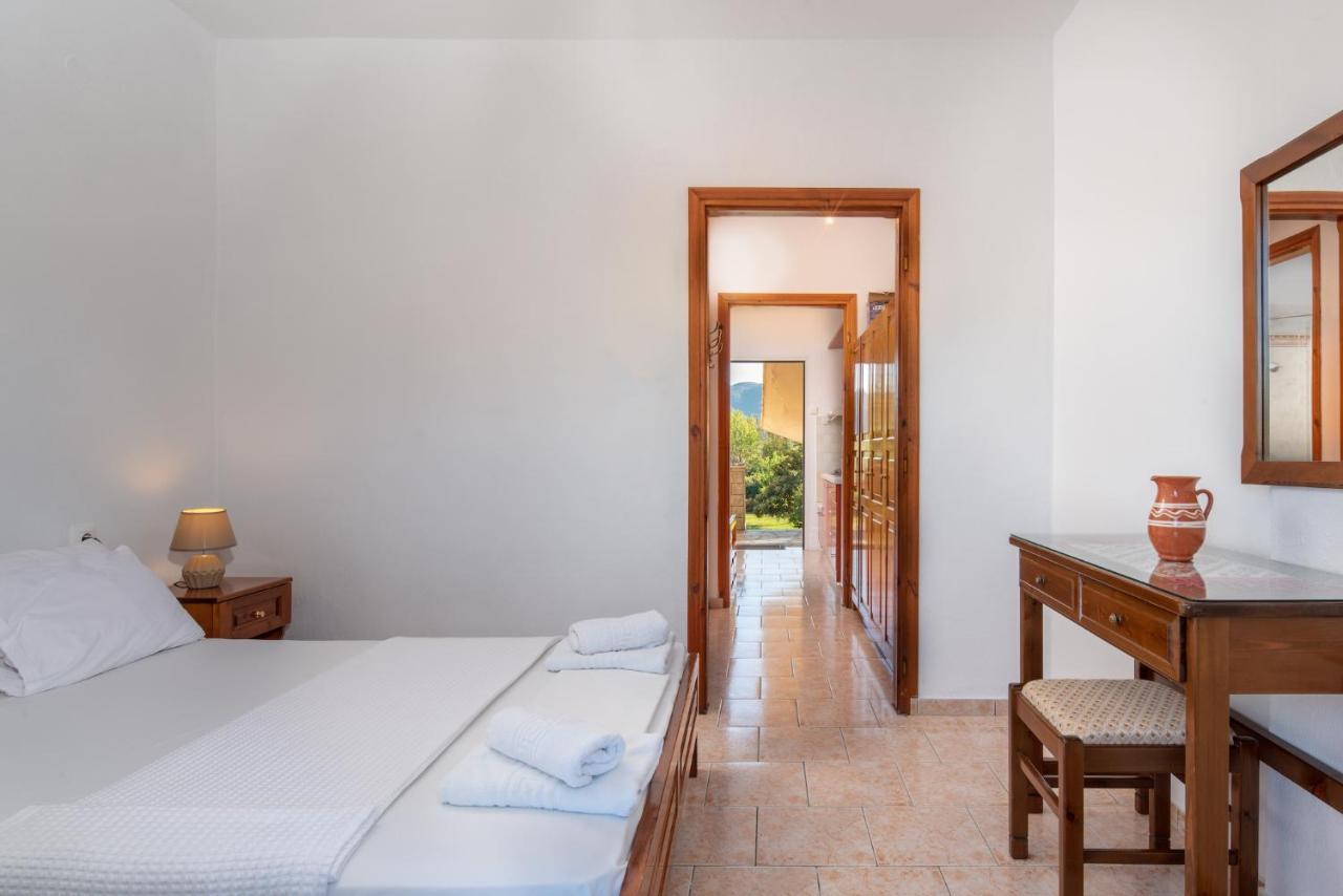 סיקיה Villa Tsitreli מראה חיצוני תמונה